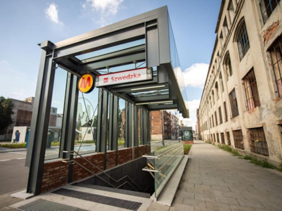 Apartmán 2-bedroom With Parking Near Metro *